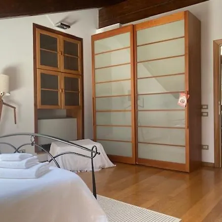 度假居 Hepburn 萨莱诺