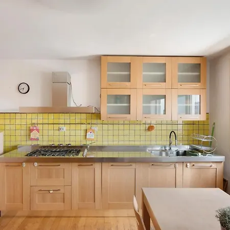 度假居 Hepburn 萨莱诺